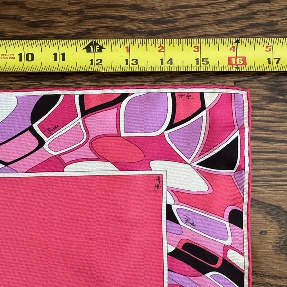 VINTAGE EMILIO PUCCI Silk Pocket Square Pink Geometric Designer Handkerchief - Picture 6 of 6